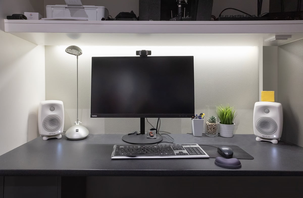 arbetsstation led strip belysning. LedStores referenswebbplats